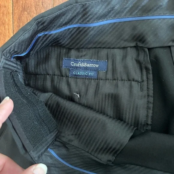 Croft & Borrow Men's Black Dress Pants Size 36x32 - Picture 3 of 4